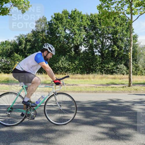 09.08.2026 - GEWOBA Citytriathlon Bremen Michael Burmester http://msf.ph/oto/9958113 09.08.2026 10:36:10 Radfahren 23, 151, 153, 167, 187, 390, 444, 460, 466, 480, 530 meine-sportfotos.de