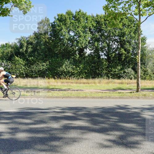 09.08.2026 - GEWOBA Citytriathlon Bremen Michael Burmester http://msf.ph/oto/9958122 09.08.2026 10:36:22 Radfahren 21, 23, 135, 139, 179, 211, 233, 460, 480, 530 meine-sportfotos.de