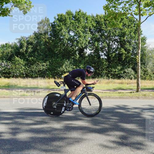 09.08.2026 - GEWOBA Citytriathlon Bremen Michael Burmester http://msf.ph/oto/9958134 09.08.2026 10:36:40 Radfahren 19, 41, 67, 93, 135, 157, 163, 191, 211, 223, 225, 281, 349, 426, 491 meine-sportfotos.de