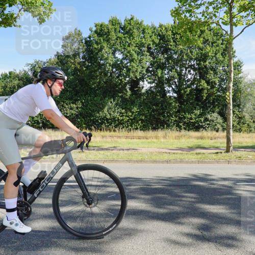 09.08.2026 - GEWOBA Citytriathlon Bremen Michael Burmester http://msf.ph/oto/9958135 09.08.2026 10:36:42 Radfahren 19, 41, 67, 93, 157, 163, 191, 223, 225, 235, 281, 349, 426, 491 meine-sportfotos.de