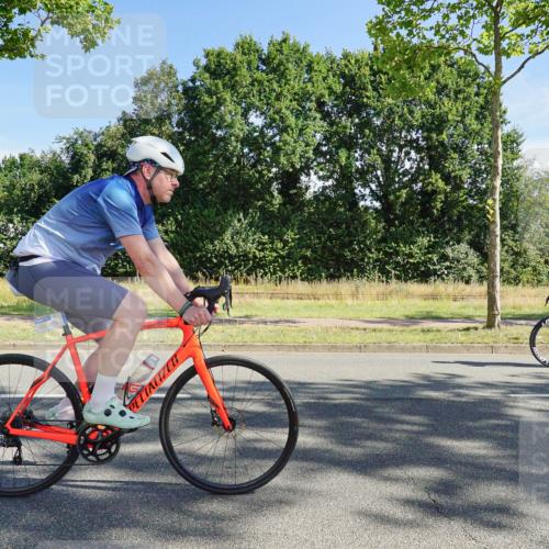 09.08.2026 - GEWOBA Citytriathlon Bremen Michael Burmester http://msf.ph/oto/9958153 09.08.2026 10:37:17 Radfahren 53, 55, 61, 113, 155, 287, 451, 459 meine-sportfotos.de