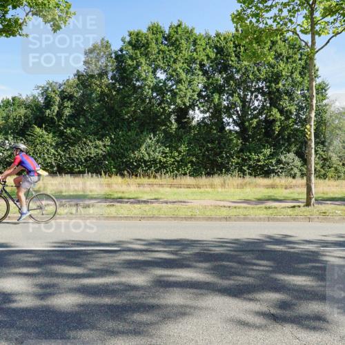 09.08.2026 - GEWOBA Citytriathlon Bremen Michael Burmester http://msf.ph/oto/9958172 09.08.2026 10:37:58 Radfahren 35, 45, 75, 149, 229, 237, 387, 488 meine-sportfotos.de