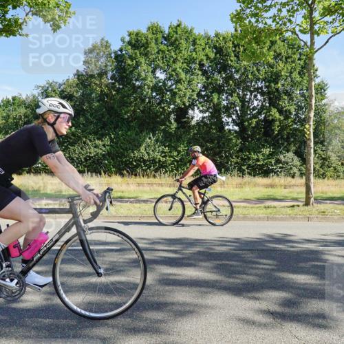 09.08.2026 - GEWOBA Citytriathlon Bremen Michael Burmester http://msf.ph/oto/9958186 09.08.2026 10:38:37 Radfahren 127, 183, 424, 425, 435, 512 meine-sportfotos.de
