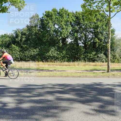 09.08.2026 - GEWOBA Citytriathlon Bremen Michael Burmester http://msf.ph/oto/9958187 09.08.2026 10:38:37 Radfahren 127, 183, 424, 425, 435, 512 meine-sportfotos.de