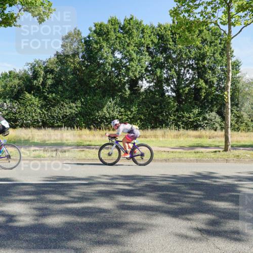 09.08.2026 - GEWOBA Citytriathlon Bremen Michael Burmester http://msf.ph/oto/9958191 09.08.2026 10:38:49 Radfahren 73, 351, 512, 525 meine-sportfotos.de