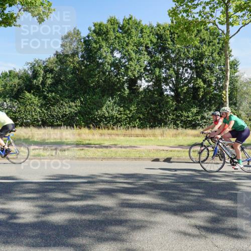 09.08.2026 - GEWOBA Citytriathlon Bremen Michael Burmester http://msf.ph/oto/9958207 09.08.2026 10:39:23 Radfahren 81, 227, 429, 431 meine-sportfotos.de