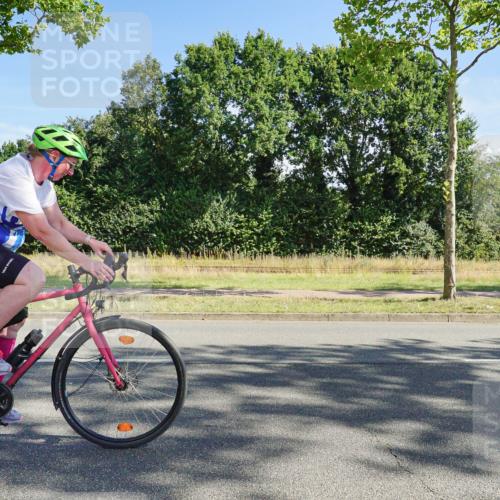 09.08.2026 - GEWOBA Citytriathlon Bremen Michael Burmester http://msf.ph/oto/9958212 09.08.2026 10:39:36 Radfahren 9, 227, 245, 431, 469, 499 meine-sportfotos.de