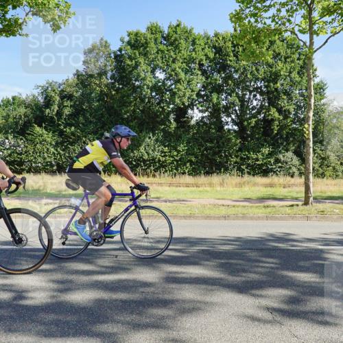09.08.2026 - GEWOBA Citytriathlon Bremen Michael Burmester http://msf.ph/oto/9958214 09.08.2026 10:39:39 Radfahren 9, 71, 227, 245, 469, 499 meine-sportfotos.de