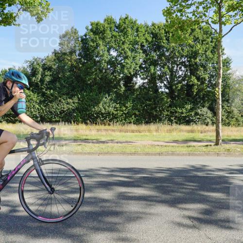 09.08.2026 - GEWOBA Citytriathlon Bremen Michael Burmester http://msf.ph/oto/9958221 09.08.2026 10:40:00 Radfahren 11, 69, 197, 203, 485 meine-sportfotos.de