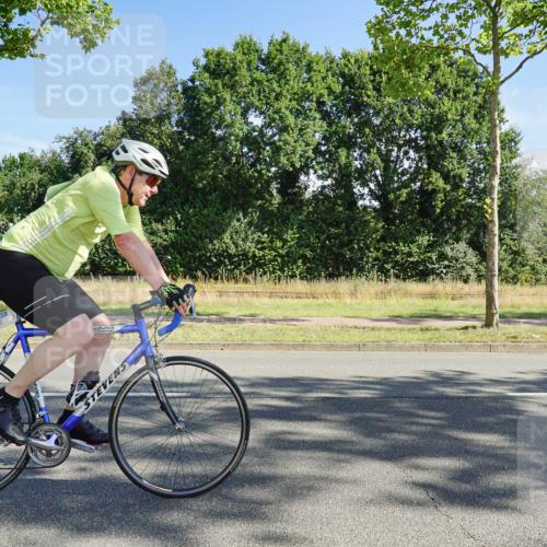 09.08.2026 - GEWOBA Citytriathlon Bremen Michael Burmester http://msf.ph/oto/9958225 09.08.2026 10:40:14 Radfahren 5, 77, 101, 115, 165, 203, 485 meine-sportfotos.de