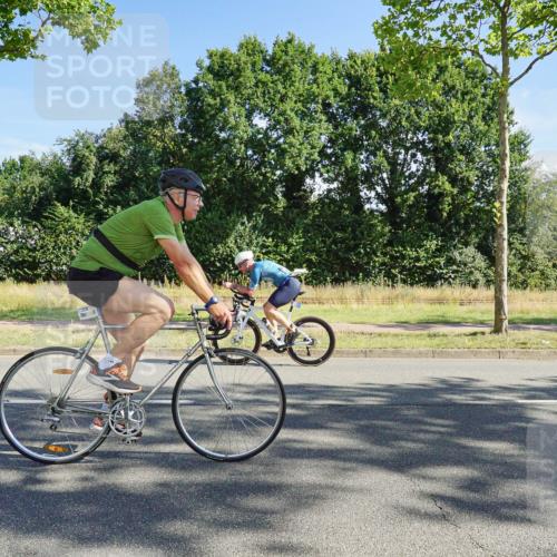 09.08.2026 - GEWOBA Citytriathlon Bremen Michael Burmester http://msf.ph/oto/9958229 09.08.2026 10:40:17 Radfahren 5, 77, 101, 115, 159, 165, 203, 485 meine-sportfotos.de
