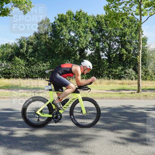 09.08.2026 - GEWOBA Citytriathlon Bremen Michael Burmester http://msf.ph/oto/9958235 09.08.2026 10:40:43 Radfahren 91, 284, 348, 416 meine-sportfotos.de