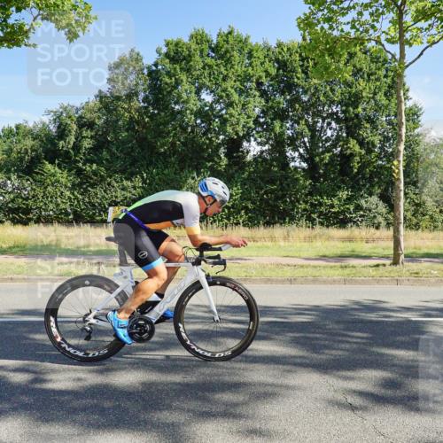 09.08.2026 - GEWOBA Citytriathlon Bremen Michael Burmester http://msf.ph/oto/9958252 09.08.2026 10:41:29 Radfahren 78, 308, 378, 412 meine-sportfotos.de