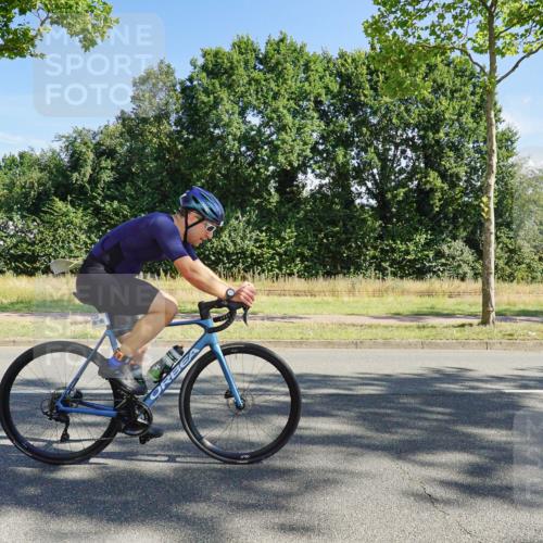 09.08.2026 - GEWOBA Citytriathlon Bremen Michael Burmester http://msf.ph/oto/9958263 09.08.2026 10:41:55 Radfahren 161, 291, 314, 358 meine-sportfotos.de