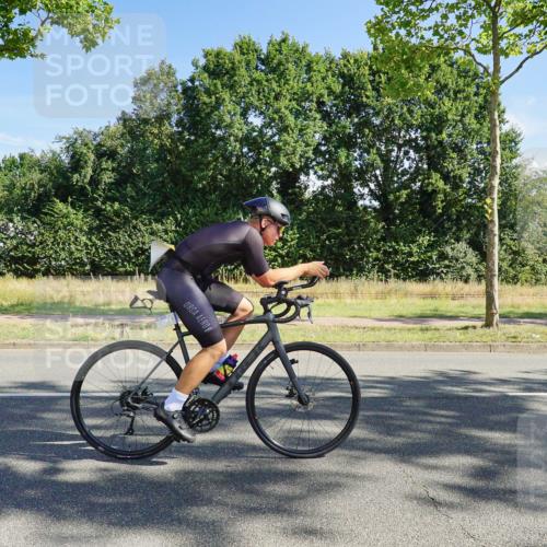 09.08.2026 - GEWOBA Citytriathlon Bremen Michael Burmester http://msf.ph/oto/9958264 09.08.2026 10:41:58 Radfahren 291, 314, 358, 376, 524 meine-sportfotos.de