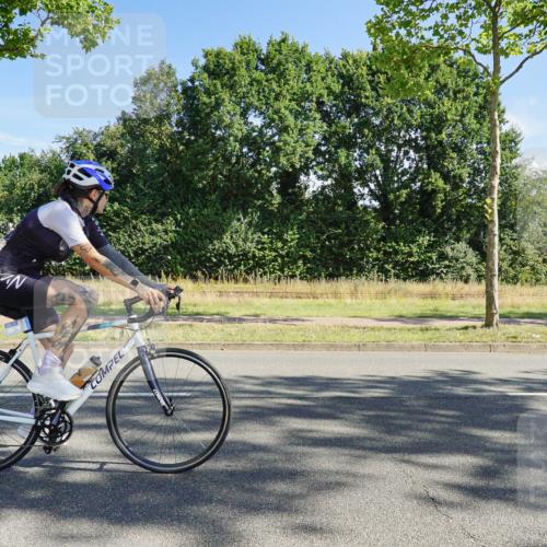 09.08.2026 - GEWOBA Citytriathlon Bremen Michael Burmester http://msf.ph/oto/9958269 09.08.2026 10:42:08 Radfahren 291, 301, 358, 376, 415, 524 meine-sportfotos.de