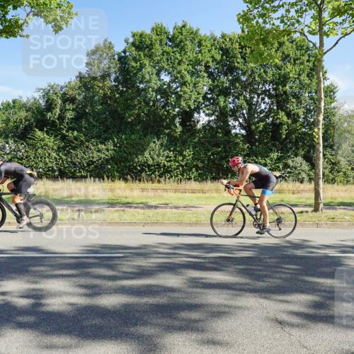 09.08.2026 - GEWOBA Citytriathlon Bremen Michael Burmester http://msf.ph/oto/9958281 09.08.2026 10:42:39 Radfahren 199, 297, 322, 422 meine-sportfotos.de