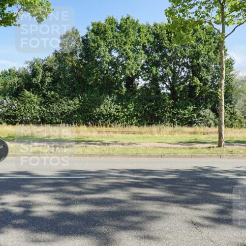 09.08.2026 - GEWOBA Citytriathlon Bremen Michael Burmester http://msf.ph/oto/9958287 09.08.2026 10:42:53 Radfahren 318, 323, 393, 529 meine-sportfotos.de