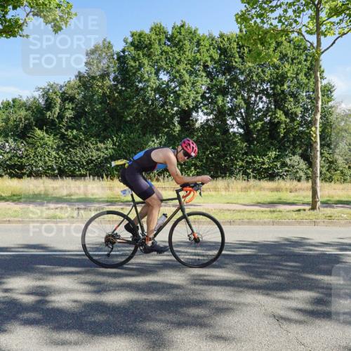 09.08.2026 - GEWOBA Citytriathlon Bremen Michael Burmester http://msf.ph/oto/9958297 09.08.2026 10:43:22 Radfahren 290, 315, 319, 321, 427, 463 meine-sportfotos.de