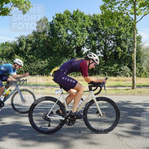 09.08.2026 - GEWOBA Citytriathlon Bremen Michael Burmester http://msf.ph/oto/9958298 09.08.2026 10:43:23 Radfahren 290, 315, 319, 321, 427, 463 meine-sportfotos.de