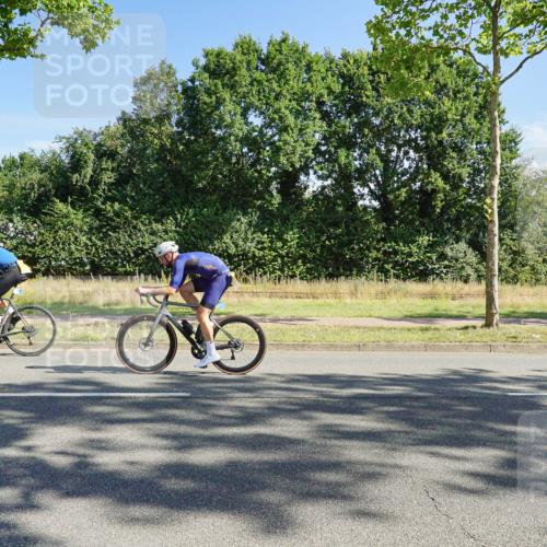 09.08.2026 - GEWOBA Citytriathlon Bremen Michael Burmester http://msf.ph/oto/9958339 09.08.2026 10:45:32 Radfahren 355 meine-sportfotos.de