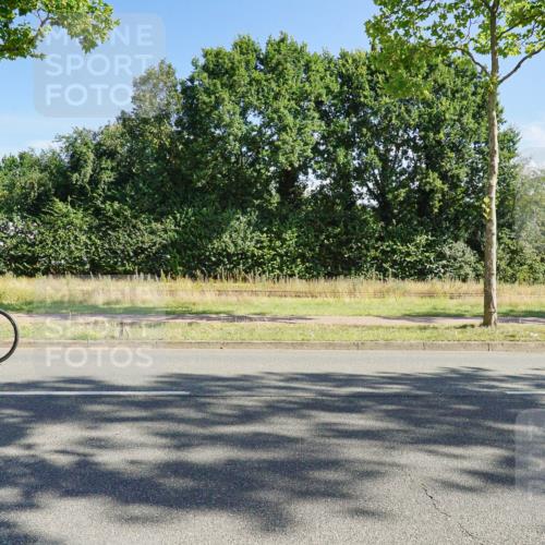 09.08.2026 - GEWOBA Citytriathlon Bremen Michael Burmester http://msf.ph/oto/9958342 09.08.2026 10:45:36 Radfahren 355 meine-sportfotos.de