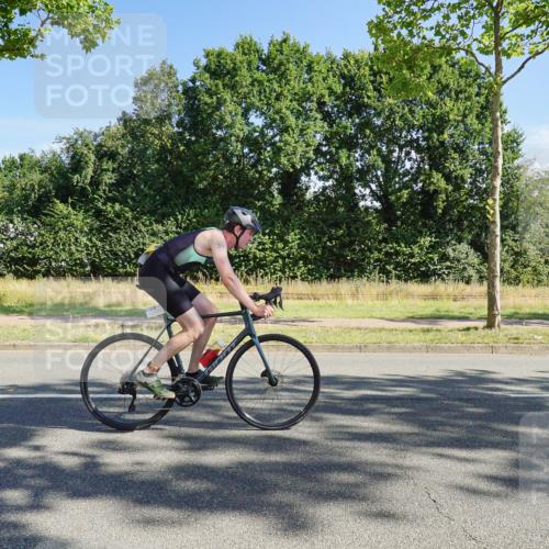 09.08.2026 - GEWOBA Citytriathlon Bremen Michael Burmester http://msf.ph/oto/9958367 09.08.2026 10:46:22 Radfahren 325, 328, 332, 343, 364, 366, 369, 379, 408, 502 meine-sportfotos.de