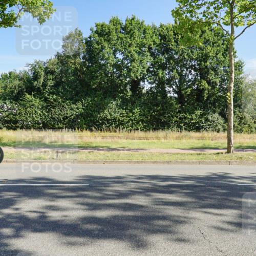 09.08.2026 - GEWOBA Citytriathlon Bremen Michael Burmester http://msf.ph/oto/9958371 09.08.2026 10:46:27 Radfahren 325, 328, 332, 343, 364, 366, 369, 379, 502 meine-sportfotos.de
