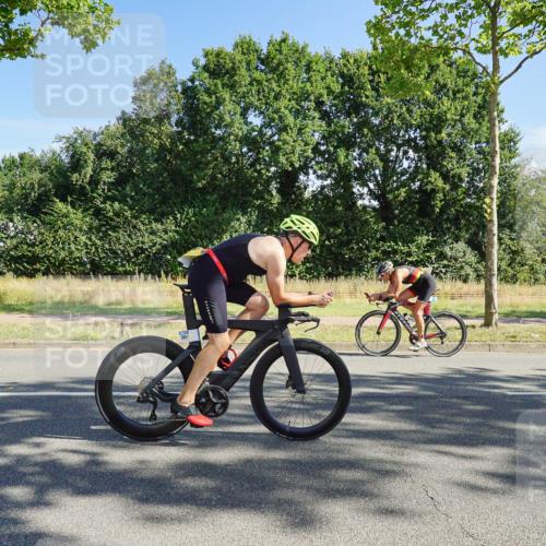 09.08.2026 - GEWOBA Citytriathlon Bremen Michael Burmester http://msf.ph/oto/9958376 09.08.2026 10:46:45 Radfahren 340, 403, 406, 411, 447 meine-sportfotos.de