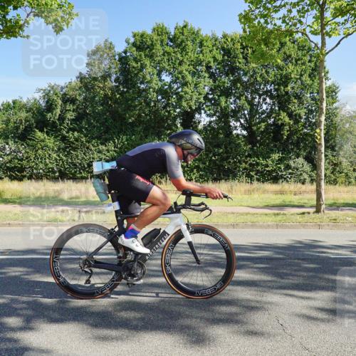 09.08.2026 - GEWOBA Citytriathlon Bremen Michael Burmester http://msf.ph/oto/9958380 09.08.2026 10:46:53 Radfahren 131, 329, 340, 368, 403, 406, 447 meine-sportfotos.de