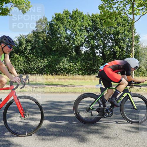 09.08.2026 - GEWOBA Citytriathlon Bremen Michael Burmester http://msf.ph/oto/9958390 09.08.2026 10:47:07 Radfahren 103, 125, 131, 249, 304, 329, 359, 362, 368, 382, 392 meine-sportfotos.de