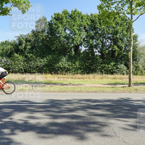 09.08.2026 - GEWOBA Citytriathlon Bremen Michael Burmester http://msf.ph/oto/9958392 09.08.2026 10:47:08 Radfahren 103, 125, 249, 304, 329, 359, 362, 382, 392 meine-sportfotos.de