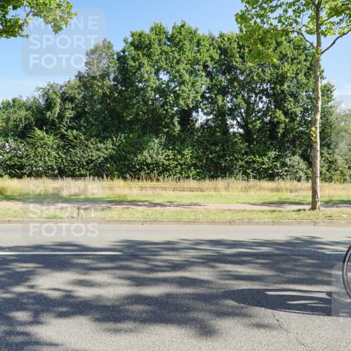 09.08.2026 - GEWOBA Citytriathlon Bremen Michael Burmester http://msf.ph/oto/9958417 09.08.2026 10:48:03 Radfahren 25, 177, 300, 327, 363, 396 meine-sportfotos.de