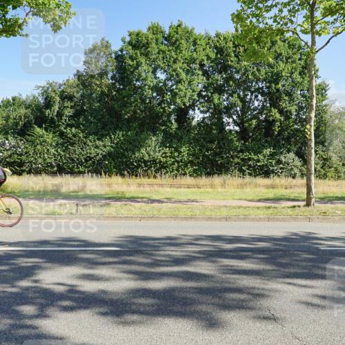 09.08.2026 - GEWOBA Citytriathlon Bremen Michael Burmester http://msf.ph/oto/9958436 09.08.2026 10:49:03 Radfahren 213, 388 meine-sportfotos.de