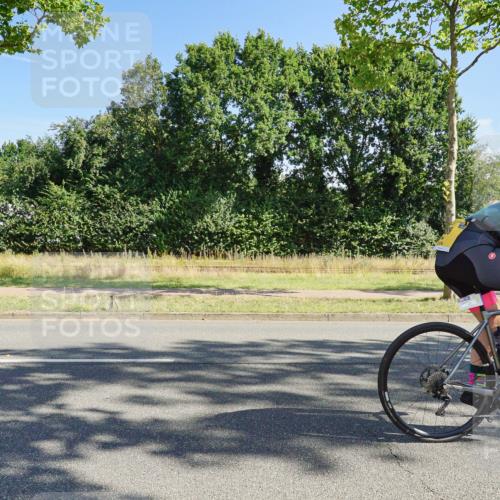 09.08.2026 - GEWOBA Citytriathlon Bremen Michael Burmester http://msf.ph/oto/9958474 09.08.2026 10:50:06 Radfahren 129, 189, 288, 334, 410, 458, 489 meine-sportfotos.de