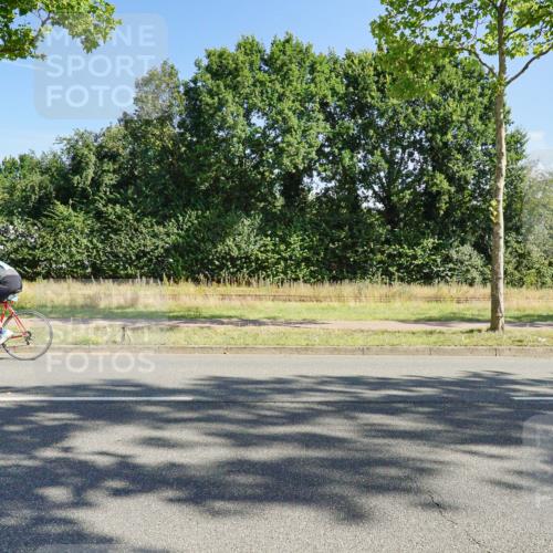 09.08.2026 - GEWOBA Citytriathlon Bremen Michael Burmester http://msf.ph/oto/9958477 09.08.2026 10:50:11 Radfahren 27, 39, 129, 189, 215, 288, 334, 385, 410, 419, 458, 489 meine-sportfotos.de