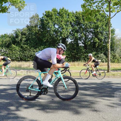 09.08.2026 - GEWOBA Citytriathlon Bremen Michael Burmester http://msf.ph/oto/9958478 09.08.2026 10:50:12 Radfahren 27, 39, 129, 189, 215, 288, 334, 385, 419, 458, 489 meine-sportfotos.de