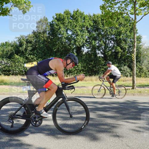09.08.2026 - GEWOBA Citytriathlon Bremen Michael Burmester http://msf.ph/oto/9958481 09.08.2026 10:50:15 Radfahren 27, 39, 129, 189, 215, 288, 334, 385, 419, 457, 489 meine-sportfotos.de