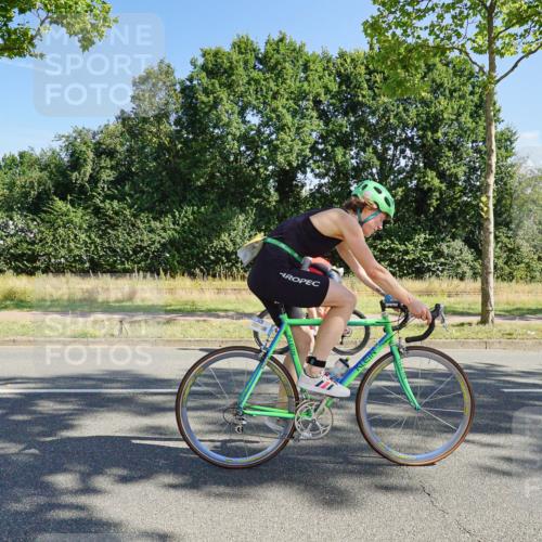 09.08.2026 - GEWOBA Citytriathlon Bremen Michael Burmester http://msf.ph/oto/9958508 09.08.2026 10:51:02 Radfahren 137, 167, 173, 311, 330, 344, 370, 452, 453, 493, 503 meine-sportfotos.de