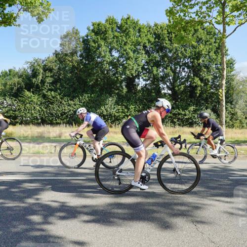 09.08.2026 - GEWOBA Citytriathlon Bremen Michael Burmester http://msf.ph/oto/9958546 09.08.2026 10:52:39 Radfahren 181, 305, 510 meine-sportfotos.de