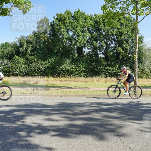 09.08.2026 - GEWOBA Citytriathlon Bremen Michael Burmester http://msf.ph/oto/9958556 09.08.2026 10:52:57 Radfahren 175, 181, 241, 305, 353, 445, 521 meine-sportfotos.de