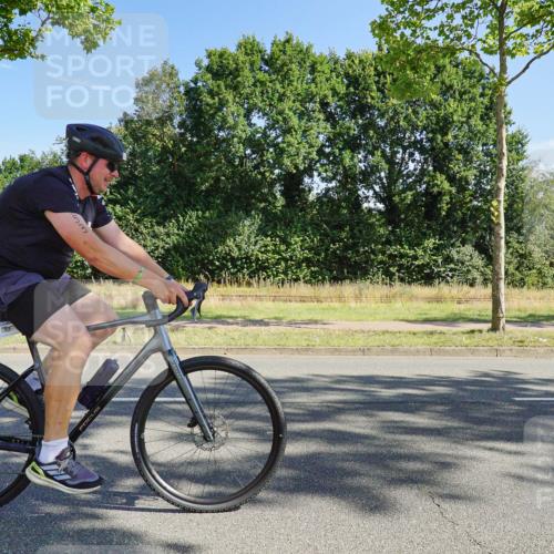 09.08.2026 - GEWOBA Citytriathlon Bremen Michael Burmester http://msf.ph/oto/9958563 09.08.2026 10:53:07 Radfahren 23, 29, 175, 233, 241, 353 meine-sportfotos.de