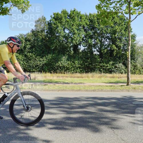 09.08.2026 - GEWOBA Citytriathlon Bremen Michael Burmester http://msf.ph/oto/9958565 09.08.2026 10:53:11 Radfahren 23, 29, 175, 233, 353, 474 meine-sportfotos.de
