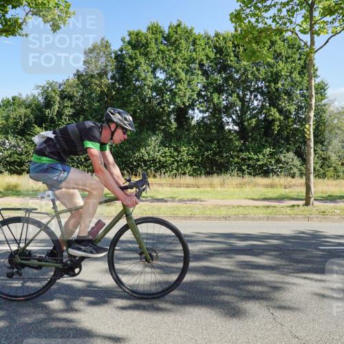 09.08.2026 - GEWOBA Citytriathlon Bremen Michael Burmester http://msf.ph/oto/9958569 09.08.2026 10:53:21 Radfahren 19, 21, 29, 139, 151, 179, 233, 423, 461, 474, 477, 522 meine-sportfotos.de