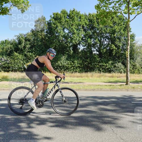 09.08.2026 - GEWOBA Citytriathlon Bremen Michael Burmester http://msf.ph/oto/9958572 09.08.2026 10:53:26 Radfahren 3, 19, 21, 107, 139, 151, 179, 423, 439, 461, 474, 477, 495, 522 meine-sportfotos.de