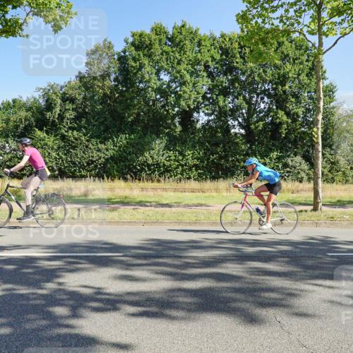 09.08.2026 - GEWOBA Citytriathlon Bremen Michael Burmester http://msf.ph/oto/9958599 09.08.2026 10:54:09 Radfahren 247, 367, 473 meine-sportfotos.de