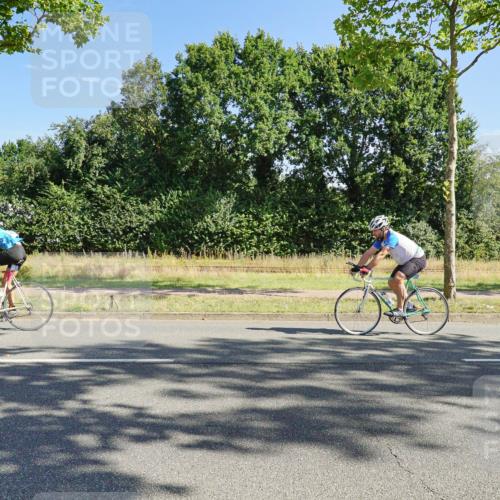 09.08.2026 - GEWOBA Citytriathlon Bremen Michael Burmester http://msf.ph/oto/9958600 09.08.2026 10:54:10 Radfahren 247, 367, 473 meine-sportfotos.de