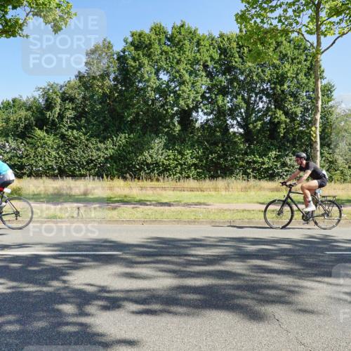 09.08.2026 - GEWOBA Citytriathlon Bremen Michael Burmester http://msf.ph/oto/9958627 09.08.2026 10:55:02 Radfahren 37, 135, 201, 207, 303, 390, 444, 471, 476, 513, 530 meine-sportfotos.de