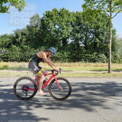 09.08.2026 - GEWOBA Citytriathlon Bremen Michael Burmester http://msf.ph/oto/9958629 09.08.2026 10:55:04 Radfahren 37, 53, 135, 169, 201, 207, 303, 390, 444, 471, 476, 513, 530 meine-sportfotos.de