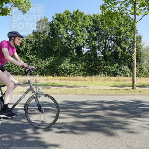 09.08.2026 - GEWOBA Citytriathlon Bremen Michael Burmester http://msf.ph/oto/9958631 09.08.2026 10:55:06 Radfahren 37, 53, 135, 169, 201, 207, 303, 390, 444, 471, 476, 513, 530 meine-sportfotos.de